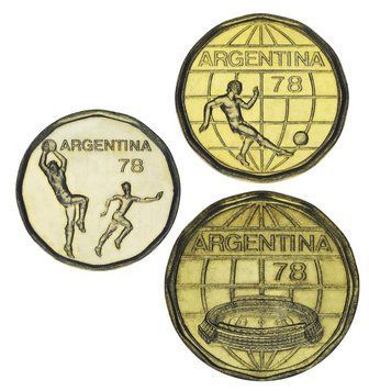 Набір монет Аргентина набір з 3 монет 1978 VF-AU 20, 50, 100 песо Чемпіонат світу з футболу в Аргентині М00066 фото