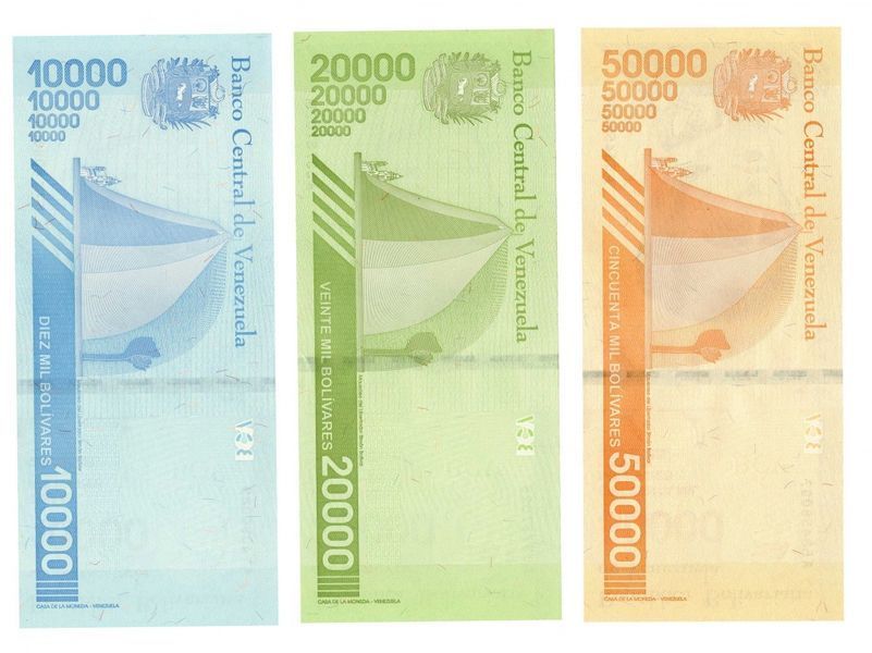 Набір банкнот Венесуела набір з 3 банкнот 2019 UNC 10000, 20000, 50000 болівар Б13097 фото