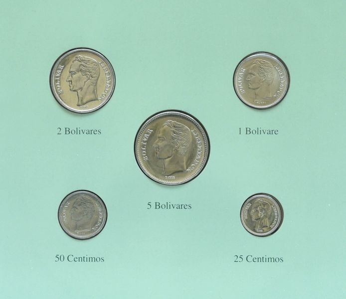 Набор монет Венесуэла набор из 5 монет 1988-1989 UNC 25, 50 сентим, 1, 2, 5 боливар и 1 марка в сувенирной упаковке М10731 фото