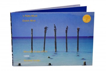 Аруба набор из 7 монет 1989 UNC 5, 10, 25, 50 центов, 1, 2,5 флорина, жетон в сувенирной упаковке М13031 фото