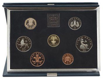 Набір монет Великобританія набір з 7 монет 1985 Proof 1, 2, 5, 10, 20, 50 пенсів, 1 фунт у сувенірному пакуванні М23762 фото