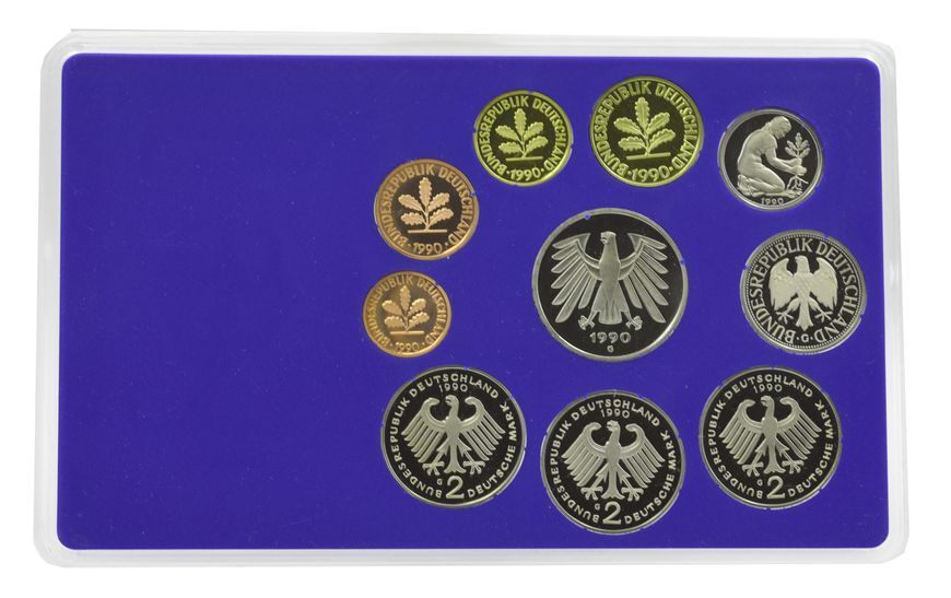 Набір монет Німеччина набір з 10 монет 1990 Proof G 1, 2, 5, 10, 50 пфенігів, 1, 2, 2, 2, 5 марок у сувенірній упаковці М22737 фото