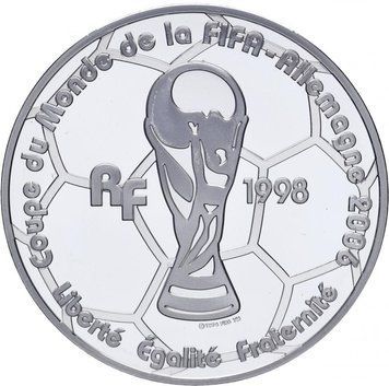 Монета Франція 1,5 євро 2005 &laquo;Чемпіонат світу з футболу в Німеччині в 2006 році&raquo; Proof М10249 фото