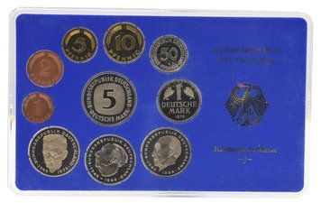 Набір монет Німеччина набір з 10 монет 1979 Proof G 1, 2, 5, 10, 50 пфенігів, 1, 2, 2, 2, 5 марок у сувенірній упаковці М22745 фото