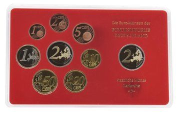 Набір монет Німеччина набір з 9 монет євро 2009 UNC G 1, 2, 5, 10, 20, 50 євроцентів, 1, 2 євро, пам'ятна 2 євро Блістер М22722 фото
