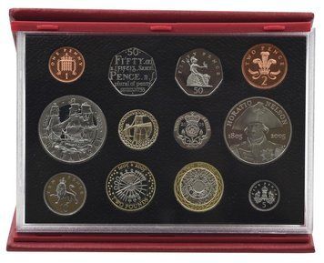 Набір монет Великобританія набір з 12 монет 2005 Proof 1, 2, 5, 10, 20, 50, 50 пенсів, 1, 2, 2, 5, 5 фунтів М23771 фото