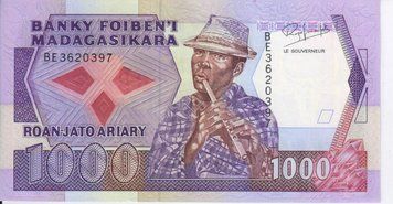 Мадагаскар 1000 франків 1988-1993 UNC (P72) Б06210 фото