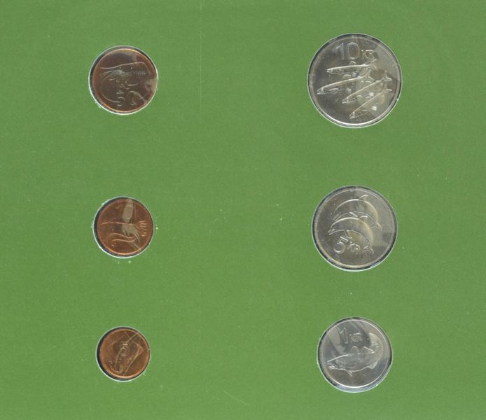 Исландия Набор монет 1981-1984 UNC 5, 10, 50 эйре, 1, 5, 10 крон и 3 марки в сувенирной упаковке М10708 фото