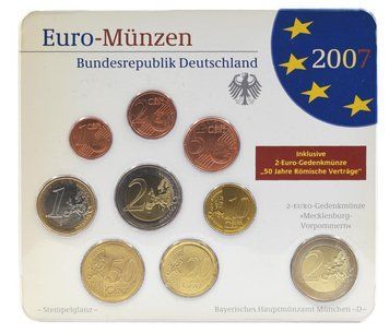 Набір монет Німеччина набір з 9 монет євро 2007 UNC D 1, 2, 5, 10, 20, 50 євроцентів, 1, 2 євро, пам'ятна 2 євро Блістер М23504 фото
